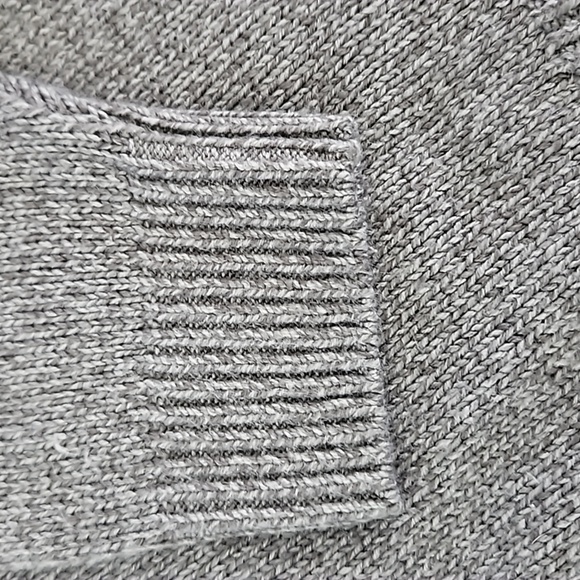 Nirvana sweater EUC Band Graphics - Picture 3 of 7